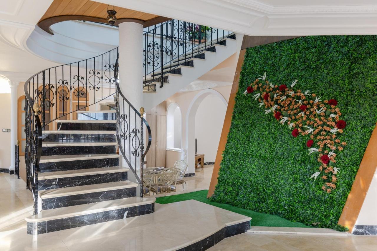 Private Paradise Deluxe By Fidalsa Crevillente Exterior photo